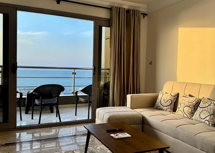 Alexandria Luxury Apartments Gleem 2 Direct Sea View