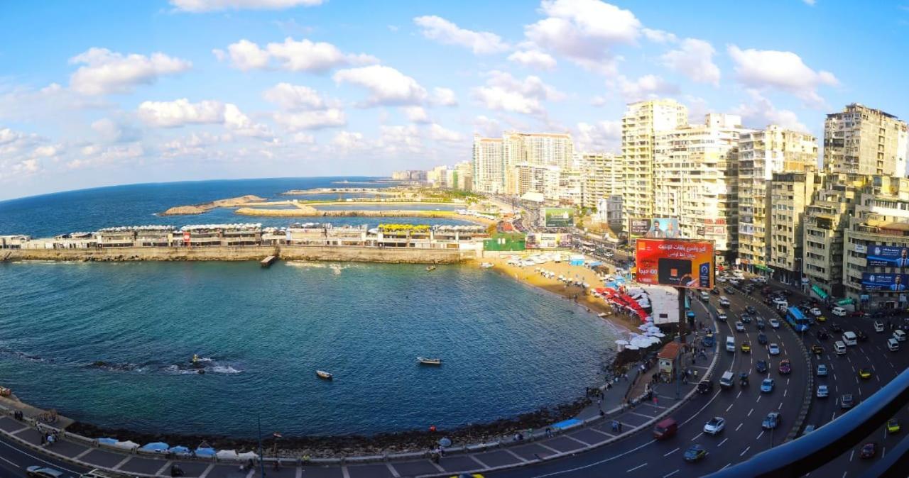 Luxury Gleem 2 Direct Sea View Apartament *