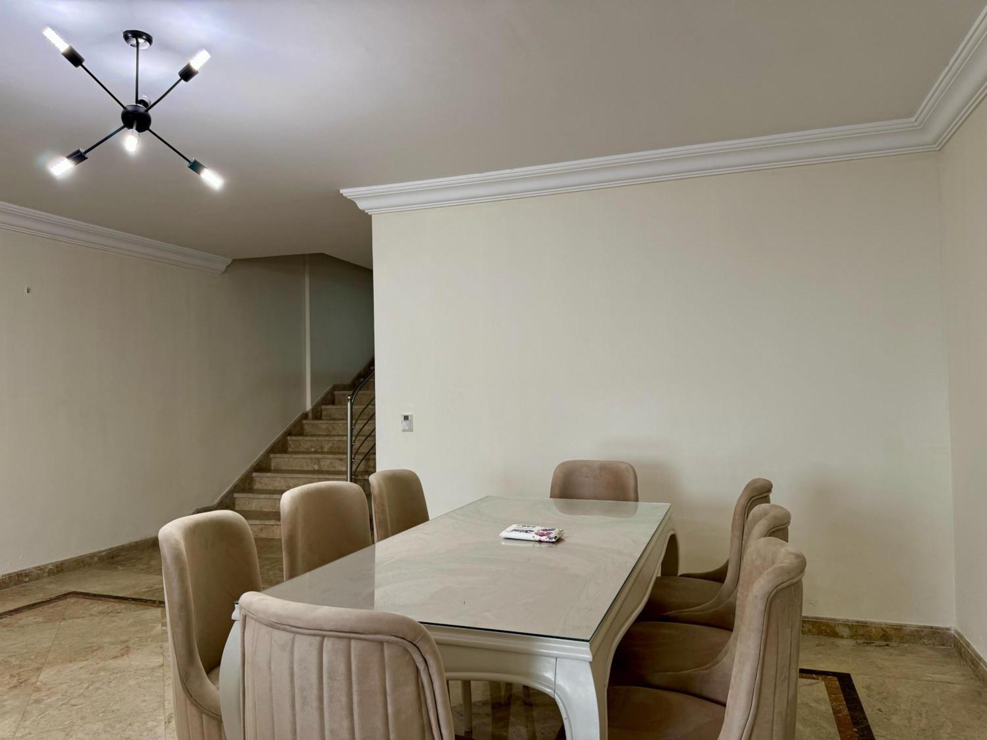 Luxury Gleem 2 Direct Sea View Apartament *